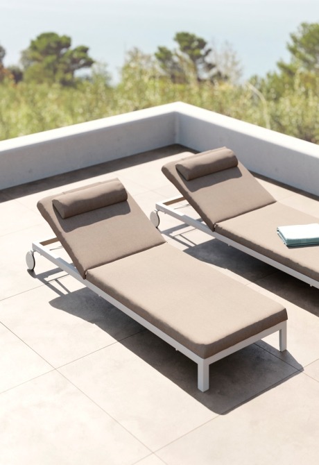 Cubic loungers