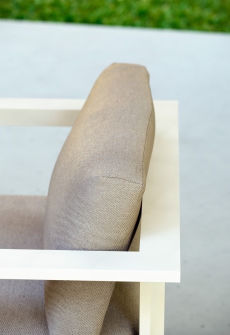 Cubic lounge chair